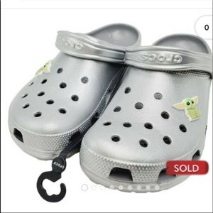 Disney Mandalorian The Child Yoda Star Wars Silver Classic Crocs Sz 9M / 11W‼️